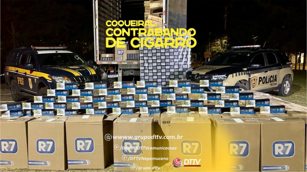 Caminhão com cigarros contrabandeados apreendido pela PRF e PM na BR-265, em Coqueiral, Sul de Minas.