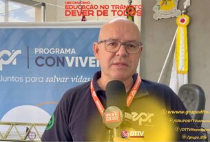 Educação no trânsito em Nepomuceno recebe ação da EPR e Câmara, conscientizando alunos e servidores sobre segurança viária.