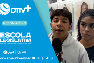A Câmara Municipal de Nepomuceno entregou certificados a 14 estudantes participantes da Escola Legislativa em 2026 e reconheceu seis moradores com o Prêmio Cidadão Nota 1000.